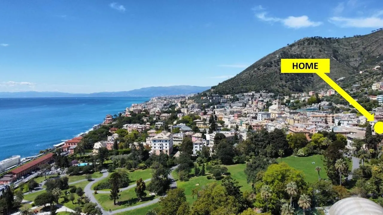 Camera Sopra Il Parco A 2 Passi Dal Mare Genoa 0*,  Italy